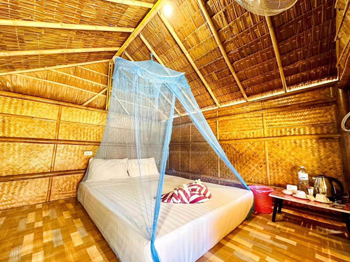Check In Lanta Hotel Koh Lanta Exterior photo